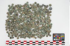Foto von Bronzegewandbesatzknöpfchen (NHMW-PRAE-026681)